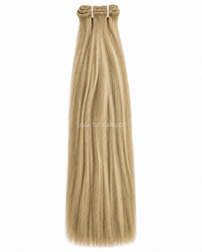 Cabelo em banda liso 50 cm · Cor #8A — tom baseado na amostra real, com pontas cheias.