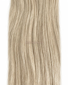 Detalhe de cabelo Solto Liso - Cor #613